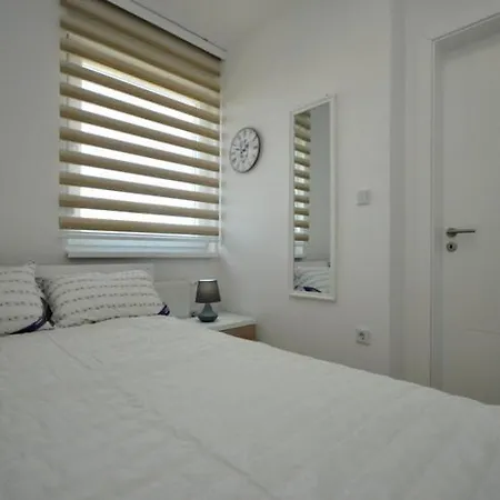 شقة Nice One Bedroom توزلا